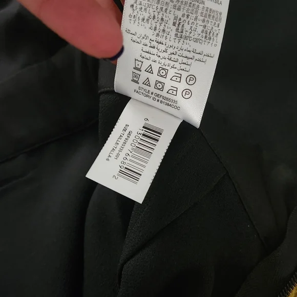 NWT BCBG black jumpsuit 6 - Picture 7 of 8